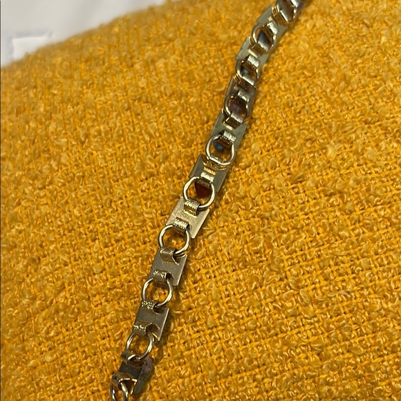 Multicolor Stone Bracelet - Picture 2 of 3